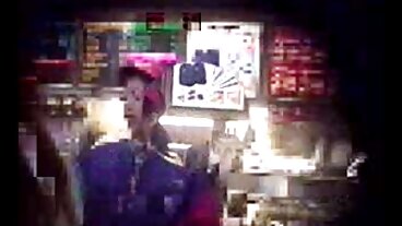 장난 꾸러기 미국: Luna Mills는 PornHD에서 그녀의 친구의 형제를 속여 그녀를 성교하게 만듭니다.