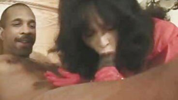 날씬한 스테파니 준비된 용 세 자지 에 씨발 그녀의