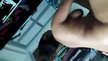 TUSHYRAW Emma Hix는 지금 이중 침투를 원합니다.